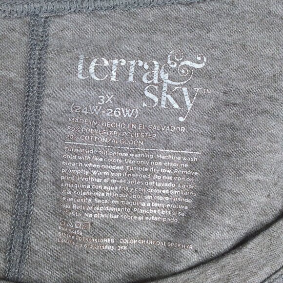 Terra & Sky Graphic Print Tee Womens Plus Size 3X 24W-26W Gray Short Sleeve - Picture 6 of 6